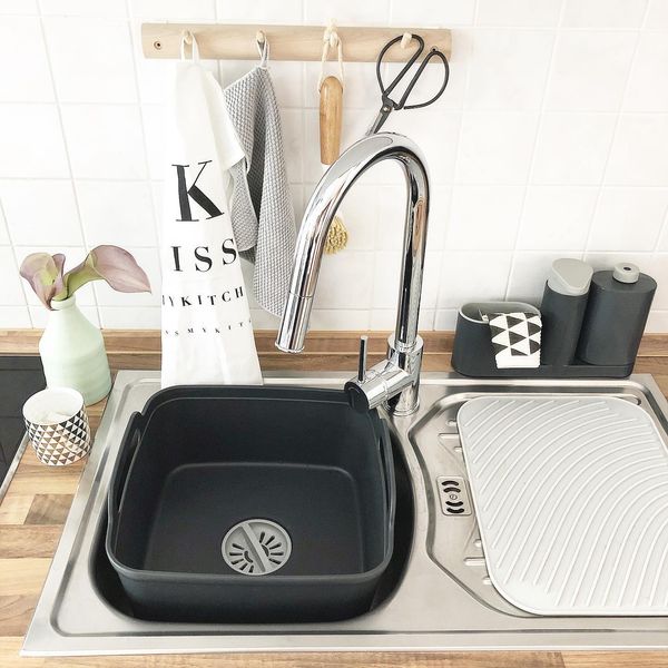 Ёмкость для мытья посуды Joseph Joseph Wash & Drain 9 л. Black 85056 85056 фото
